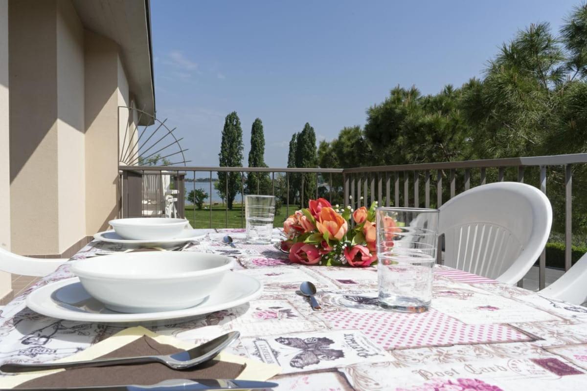 Appartamenti Residence Tulipano Sirmione Kültér fotó