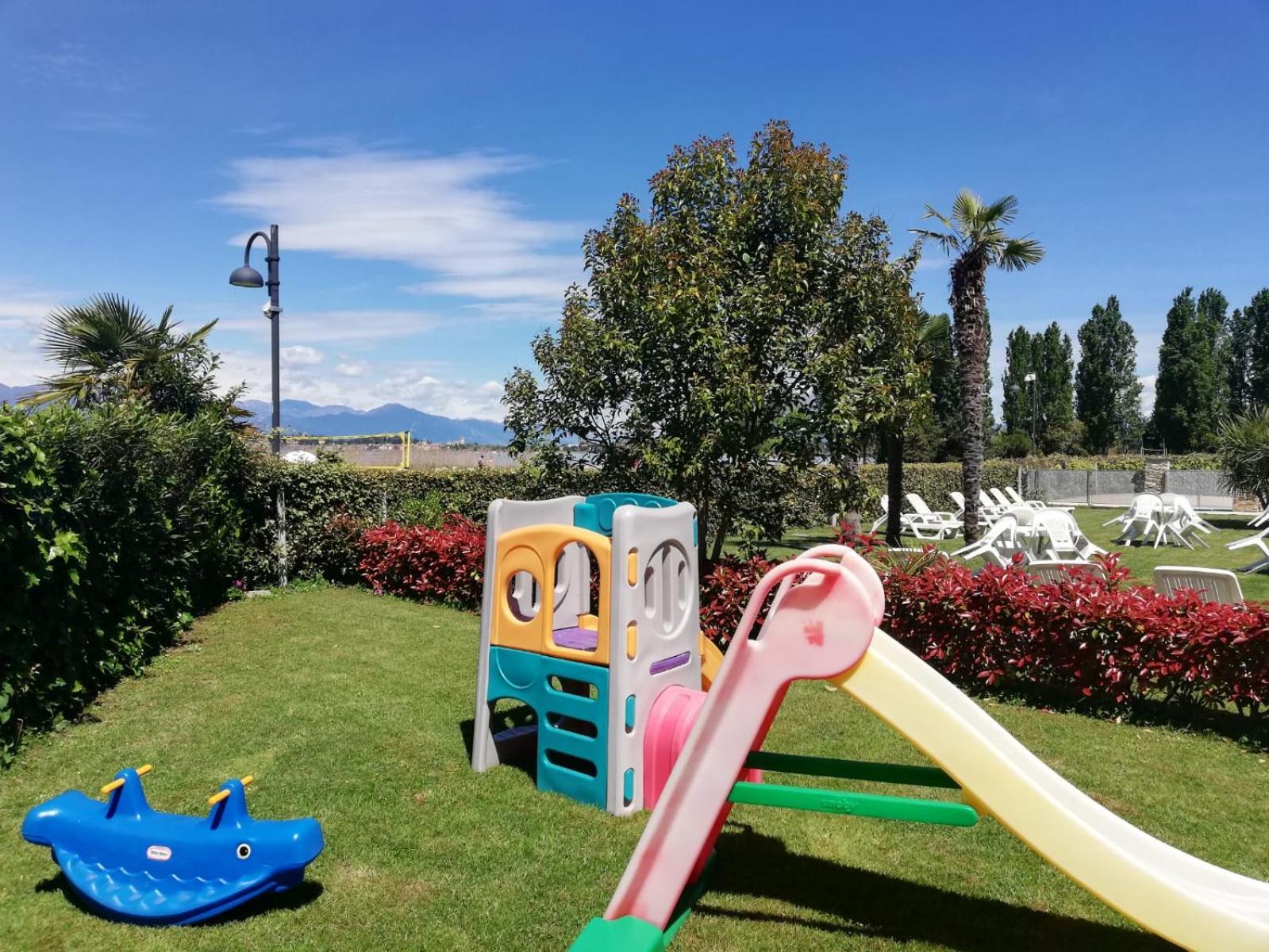Appartamenti Residence Tulipano Sirmione Kültér fotó
