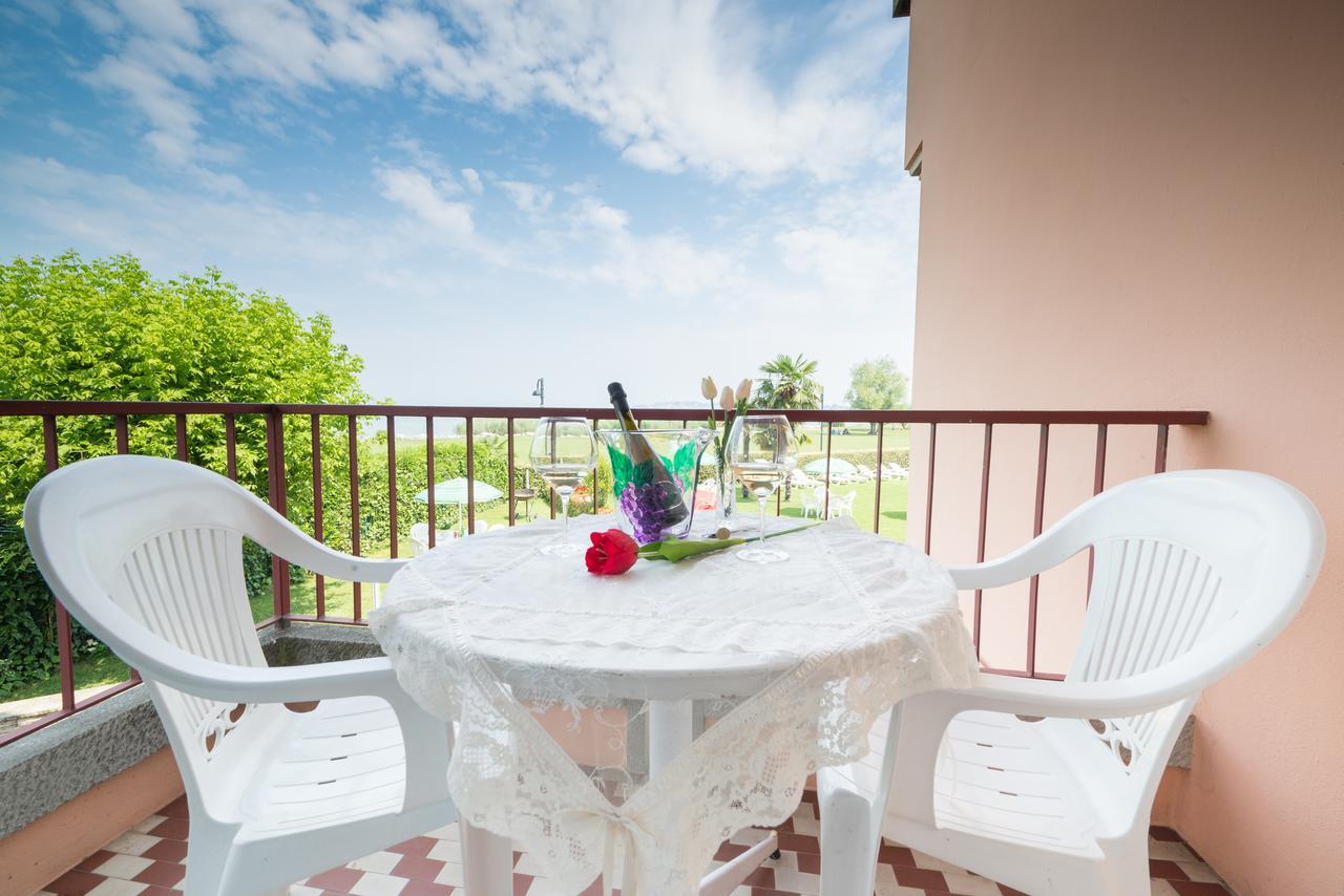 Appartamenti Residence Tulipano Sirmione Kültér fotó