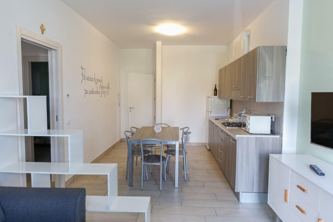 Appartamenti Residence Tulipano Sirmione Kültér fotó