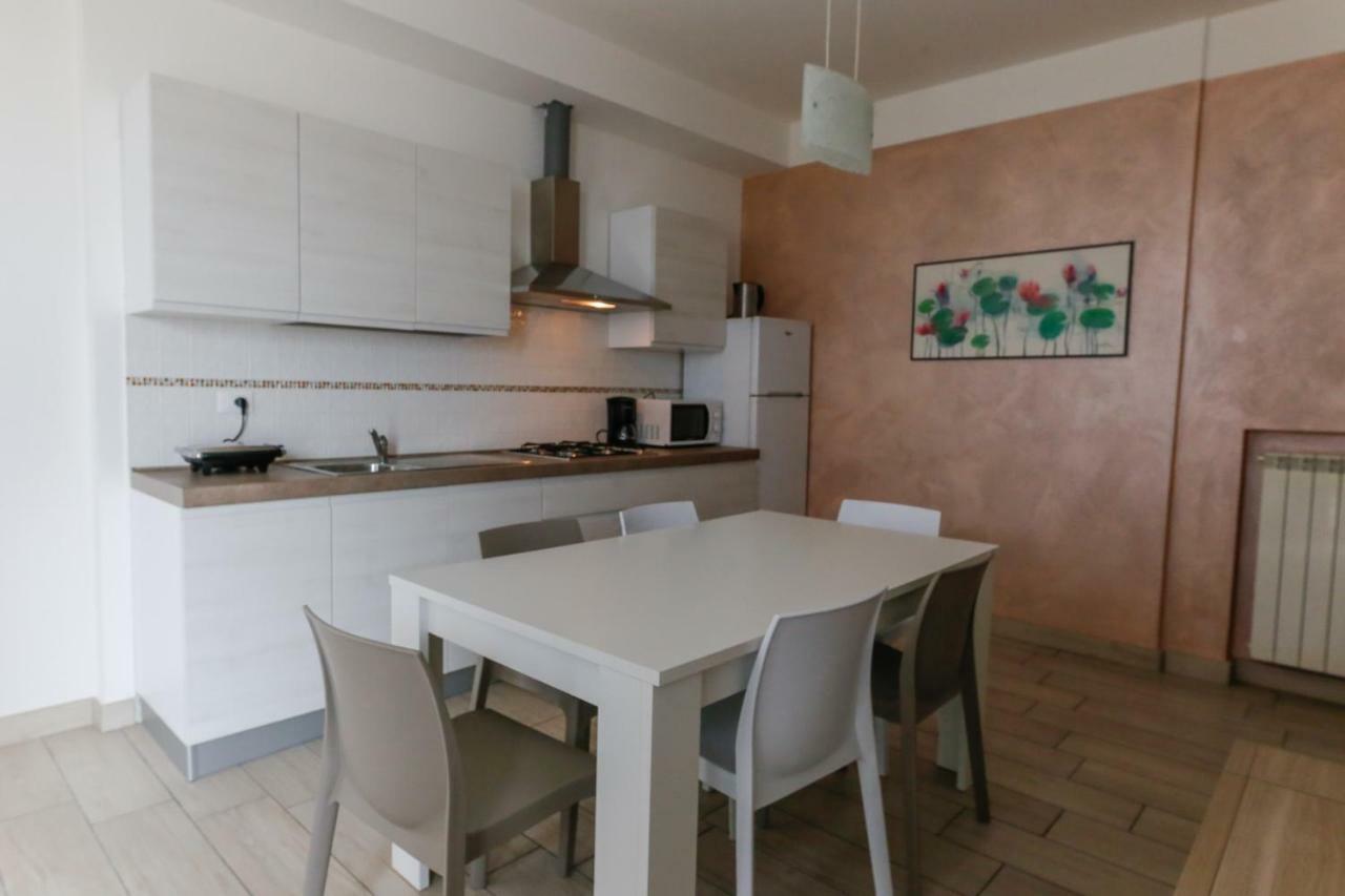 Appartamenti Residence Tulipano Sirmione Kültér fotó
