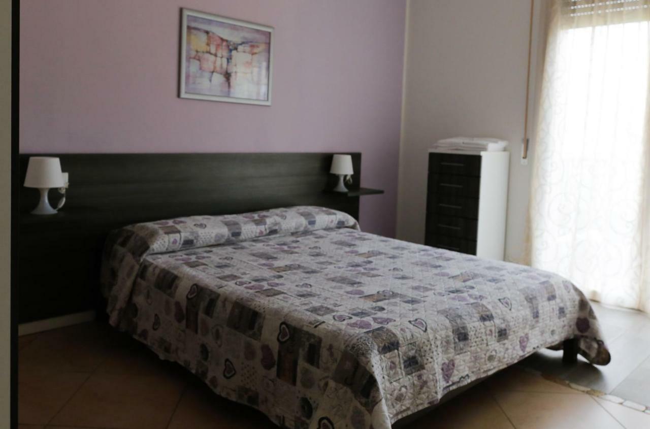 Appartamenti Residence Tulipano Sirmione Kültér fotó
